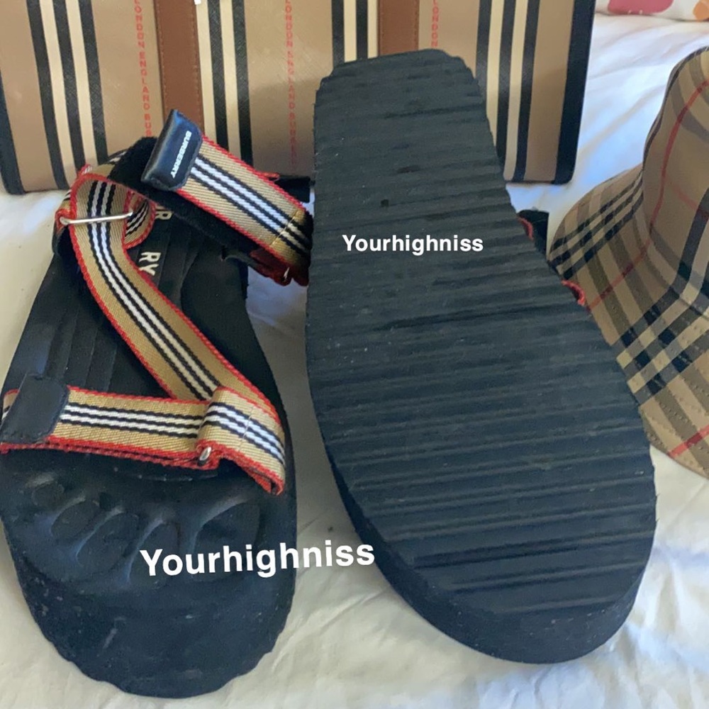 Burberry sandal woman - Picture 3 of 3